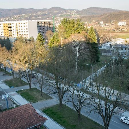 Stan Na Dan Doboj Daire Dış mekan fotoğraf